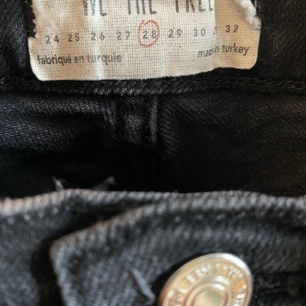 We the free Stella skinny button fly ripped knee - Picture 7 of 9